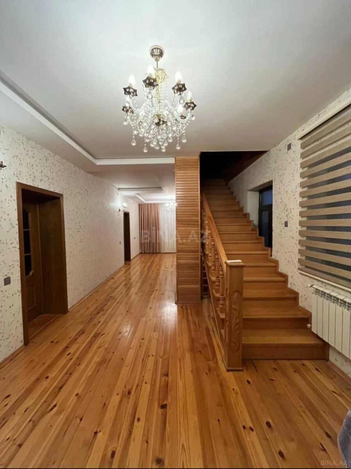 Satılır 7 otaqlı həyət evi 500 m²