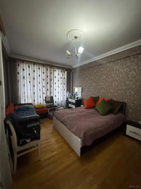Kirayə verilir 3 otaqlı mənzil 110 m²