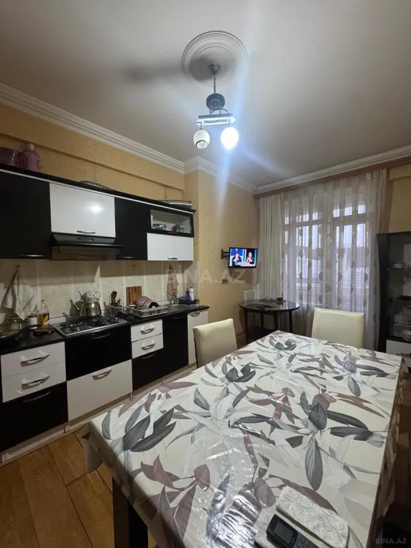 Kirayə verilir 3 otaqlı mənzil 110 m²