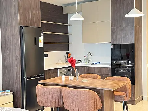 Kirayə verilir 1 otaqlı mənzil 60 m²