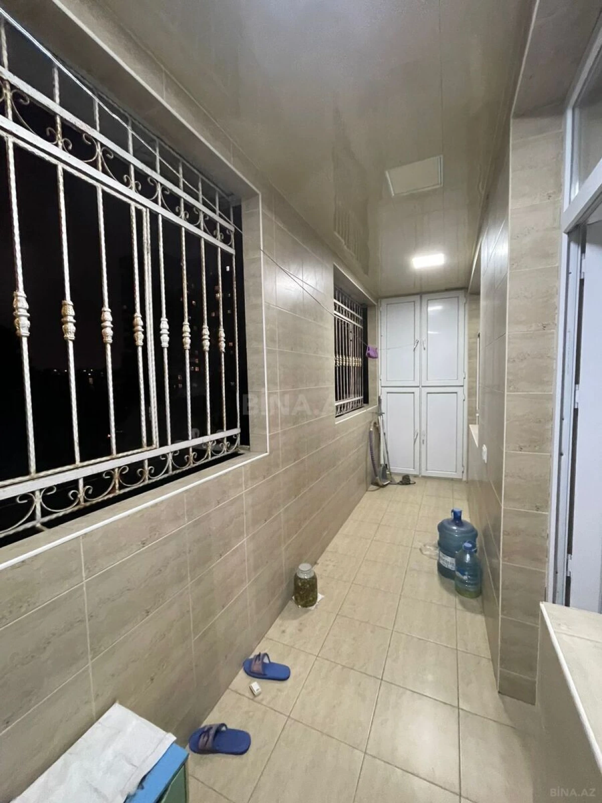 Satılır 5 otaqlı mənzil 120 m²