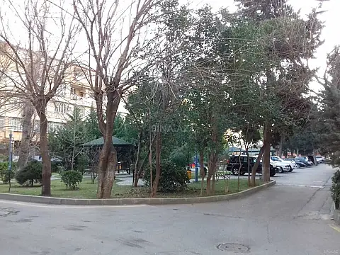 Satılır 5 otaqlı mənzil 120 m² — Bakı 5 otaq 120.00 m²