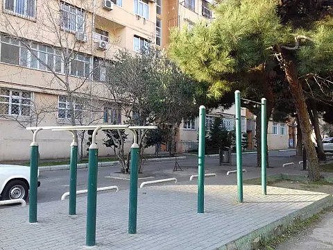 Satılır 5 otaqlı mənzil 120 m²