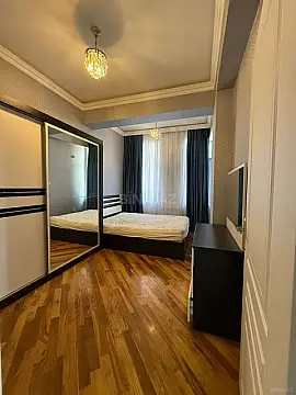 Kirayə verilir 2 otaqlı mənzil 65 m²