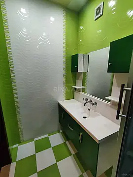 Kirayə verilir 2 otaqlı mənzil 100 m²