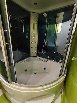 Kirayə verilir 2 otaqlı mənzil 100 m²