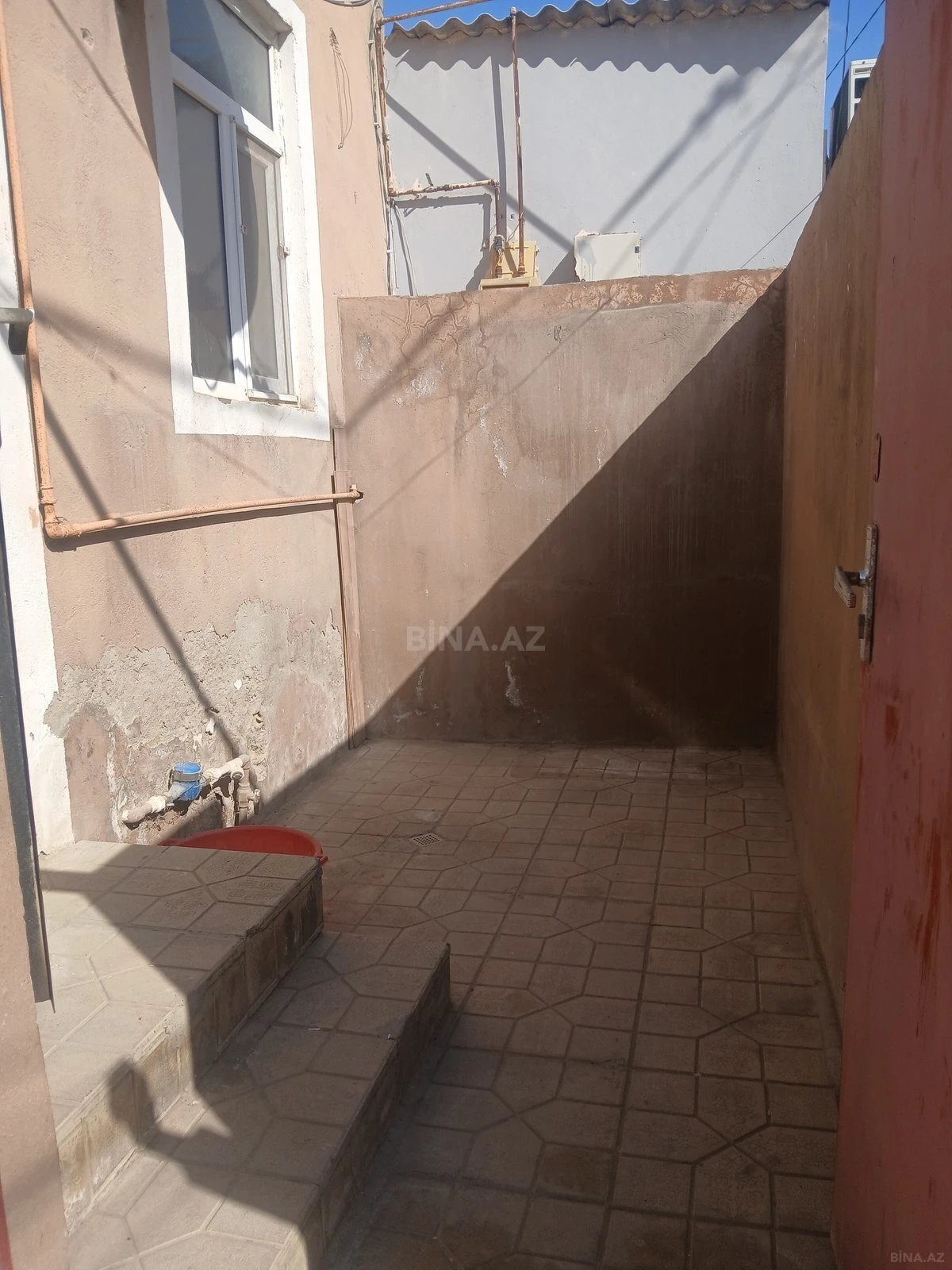 Satılır 1 otaqlı həyət evi 36 m²