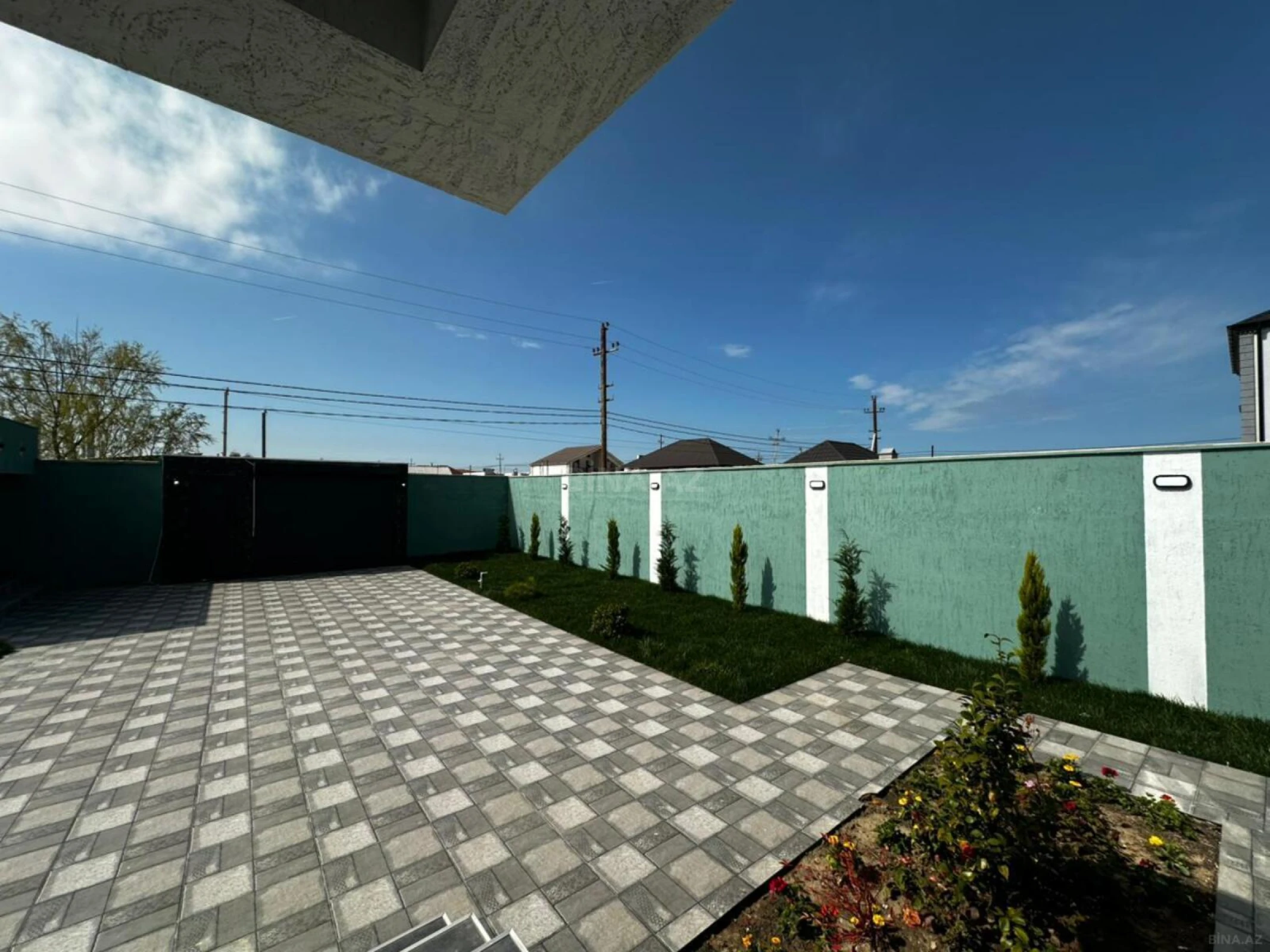 Satılır 4 otaqlı həyət evi 170 m²