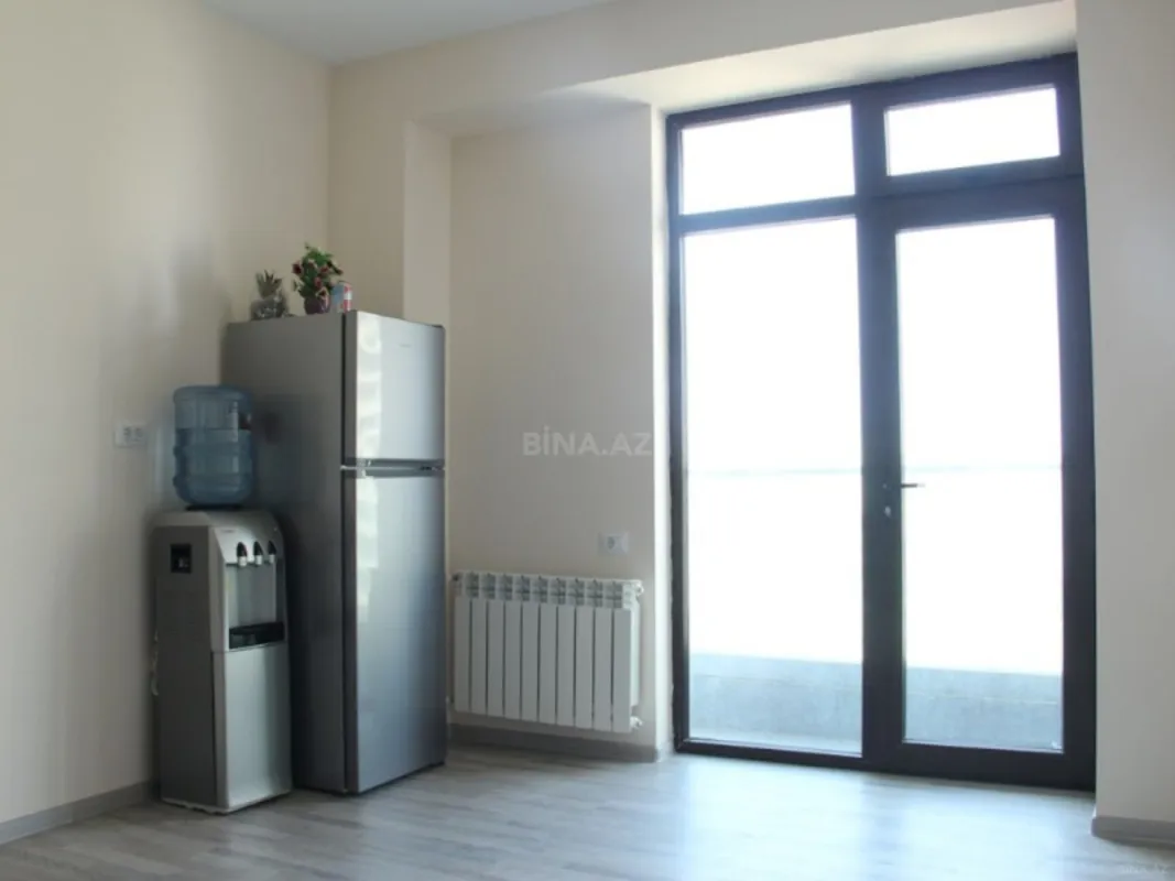 Kirayə verilir 4 otaqlı ofis 180 m²