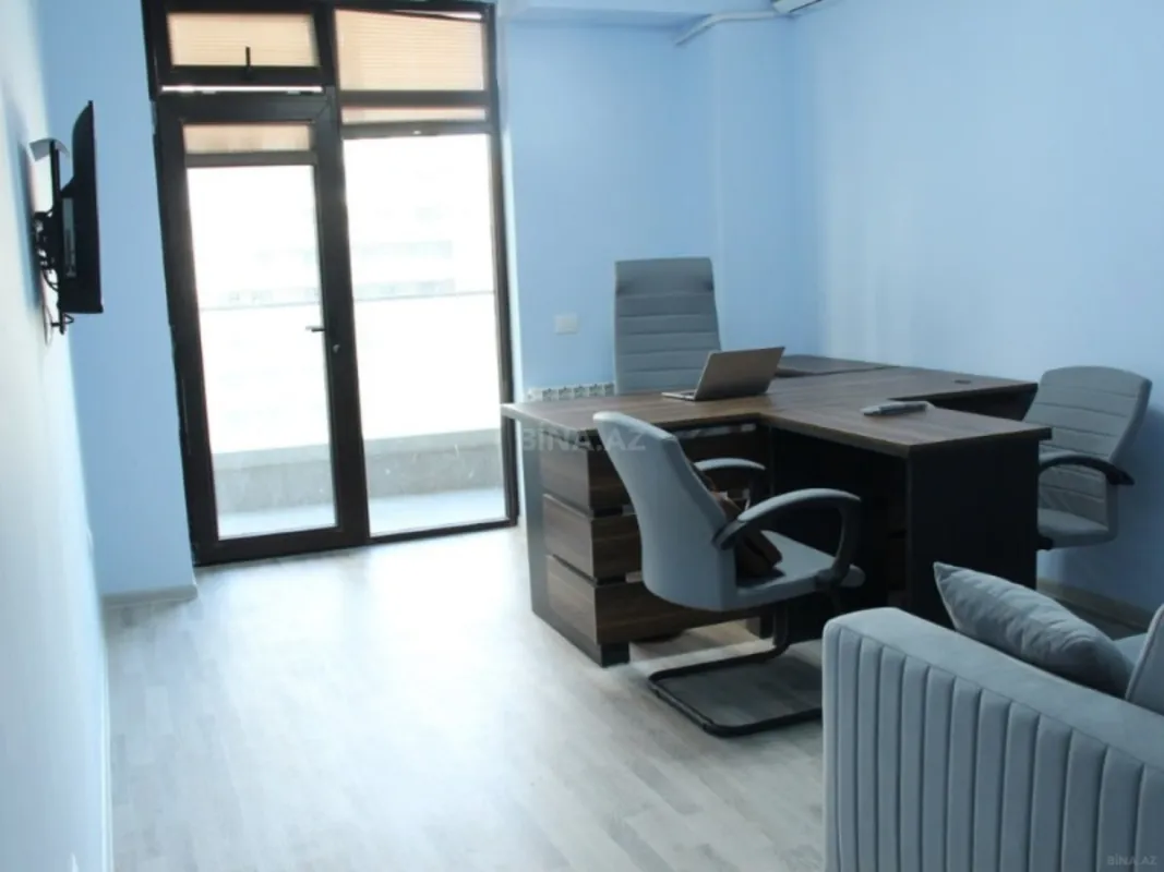 Kirayə verilir 4 otaqlı ofis 180 m²