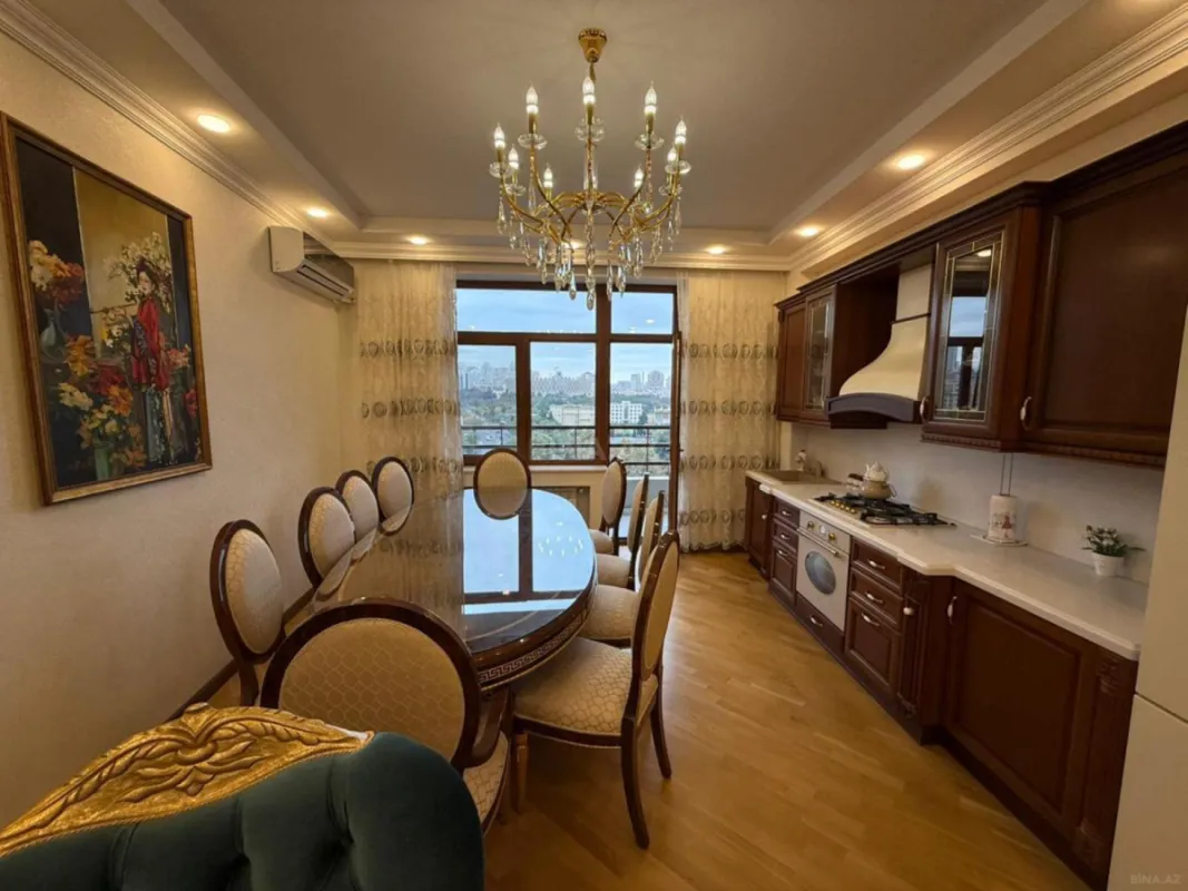 Satılır 3 otaqlı mənzil 101 m²