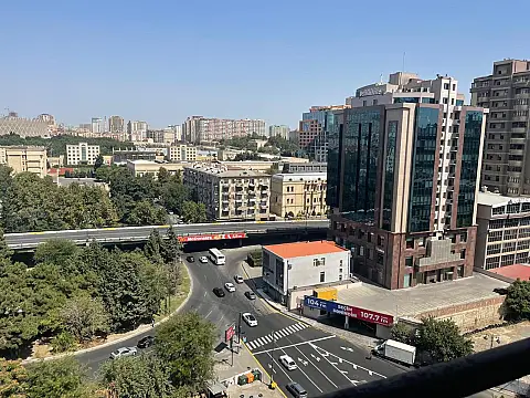 Satılır 3 otaqlı mənzil 101 m²