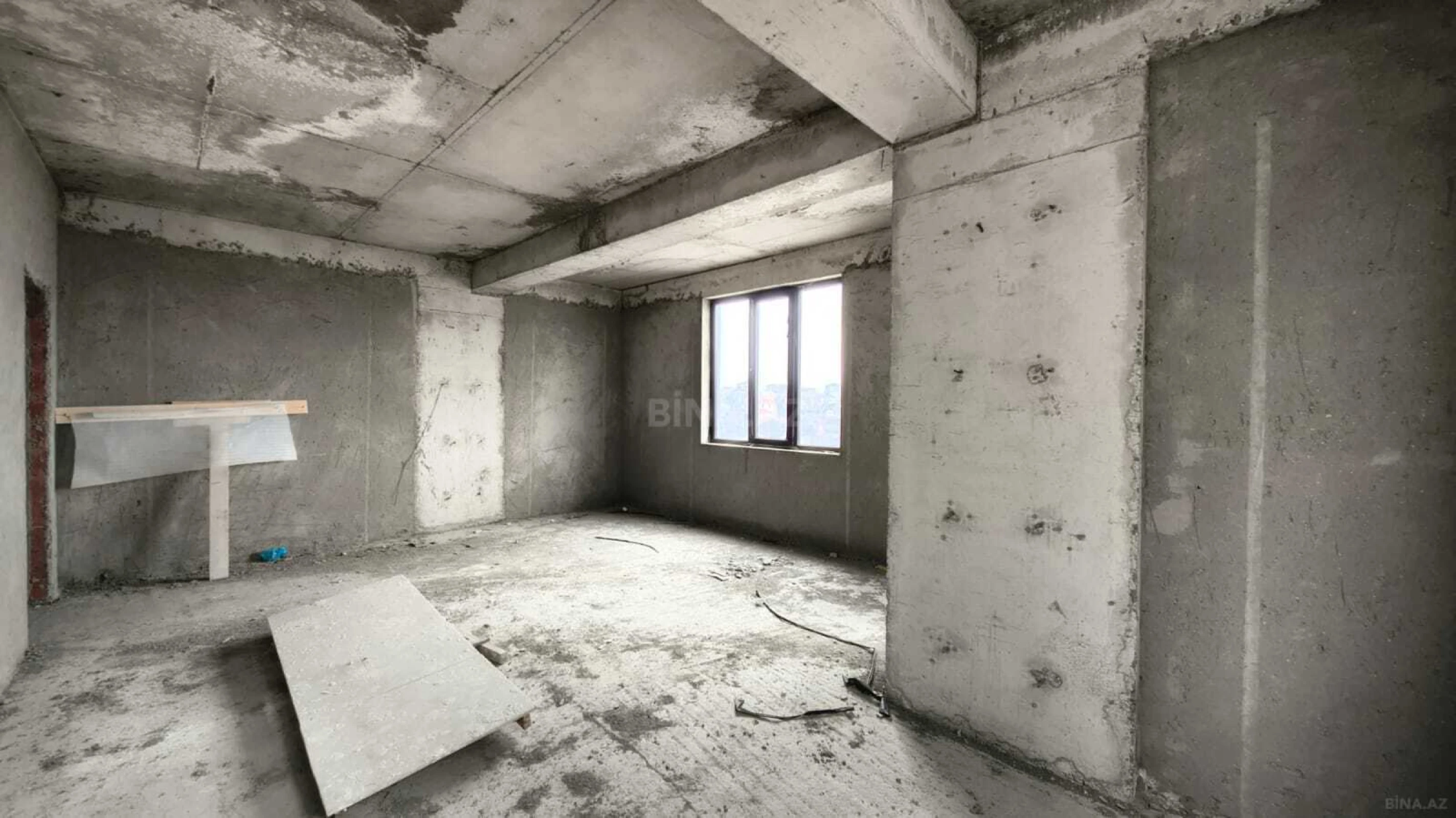 Satılır 3 otaqlı mənzil 146 m²