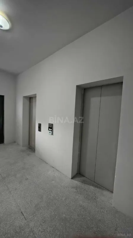 Satılır 3 otaqlı mənzil 146 m²