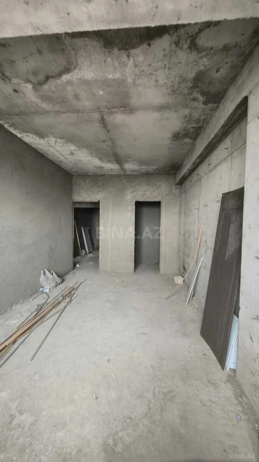 Satılır 3 otaqlı mənzil 146 m²