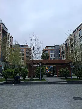 Satılır 2 otaqlı mənzil 85 m²