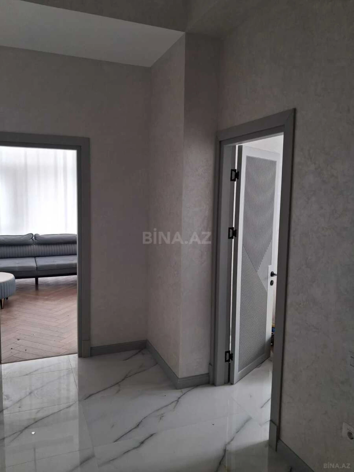 Satılır 2 otaqlı mənzil 85 m²