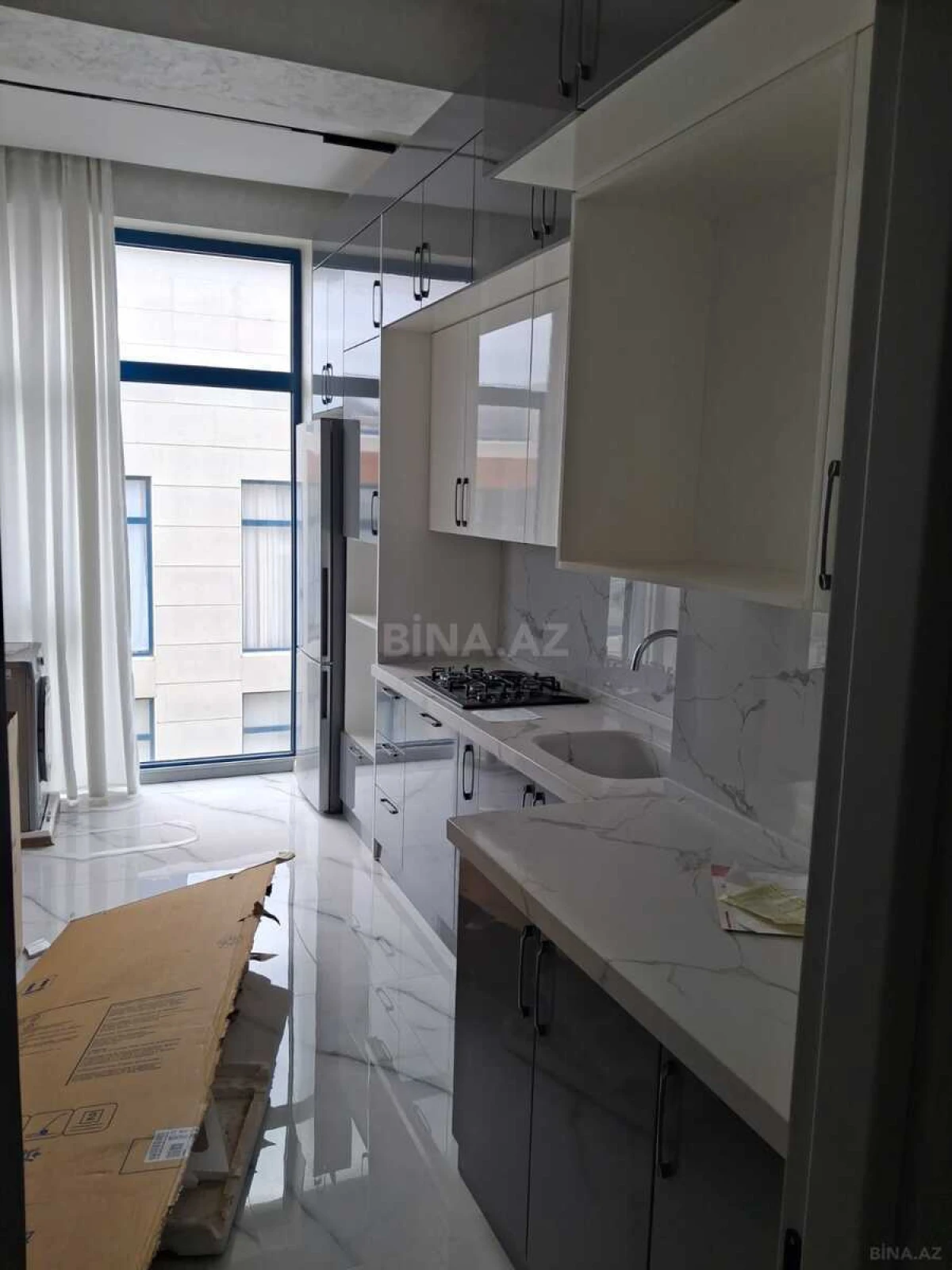 Satılır 2 otaqlı mənzil 85 m²