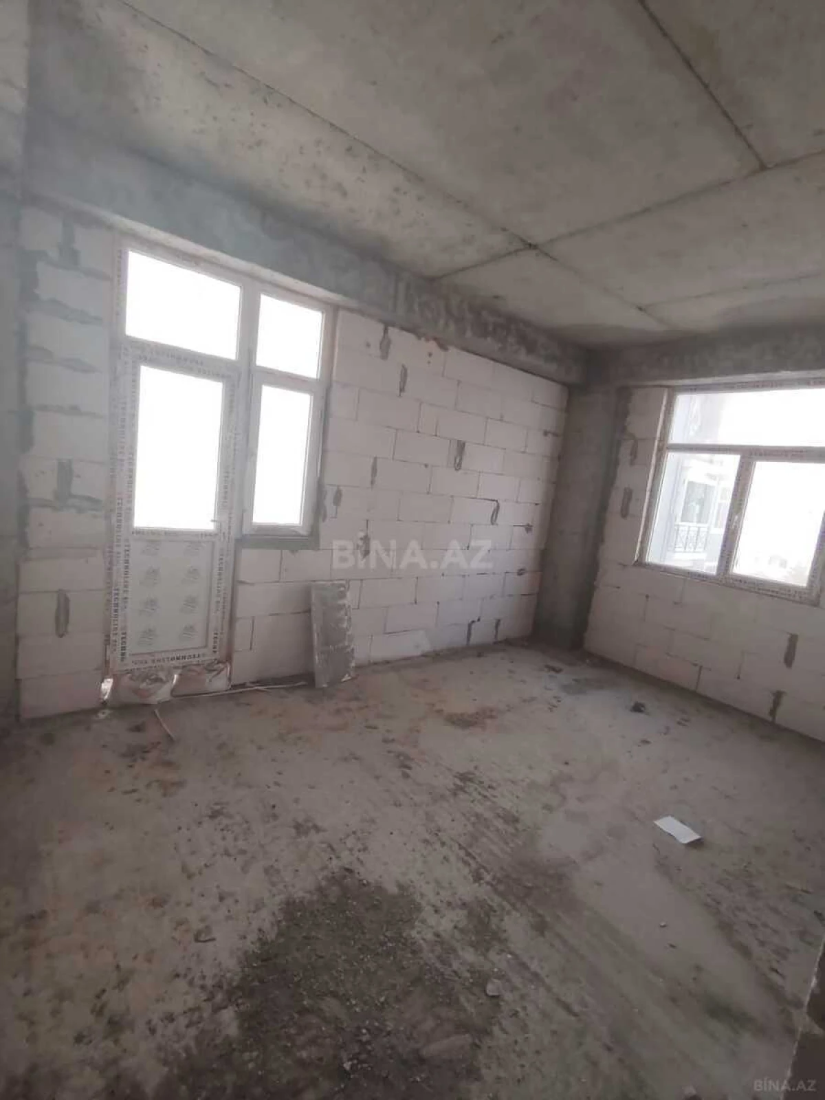 Satılır 2 otaqlı mənzil 64.2 m²