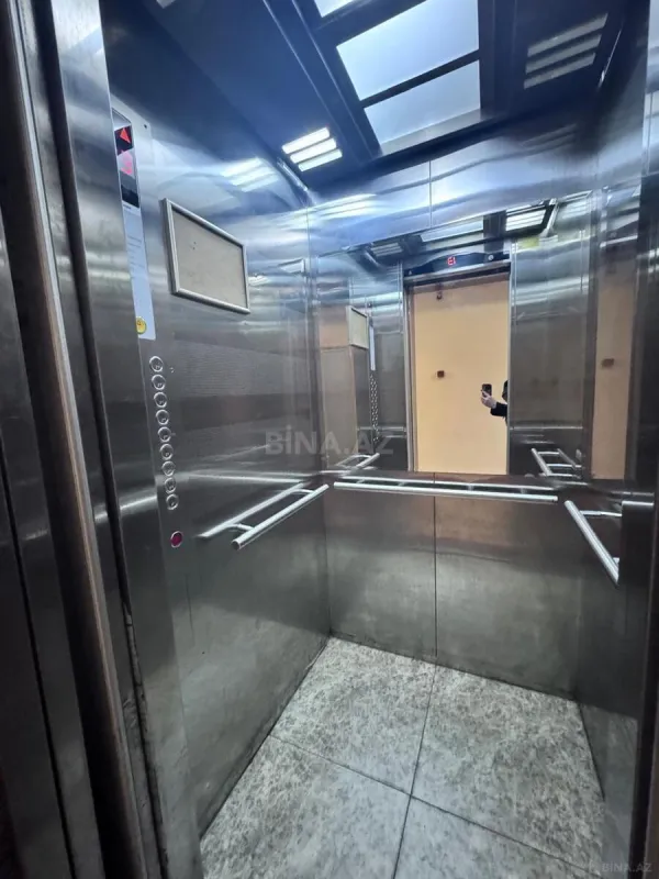 Kirayə verilir 2 otaqlı mənzil 80 m²