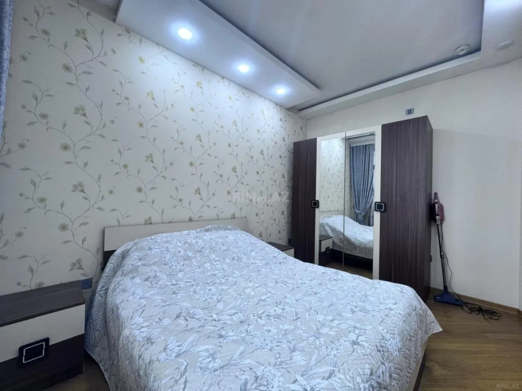 Kirayə verilir 2 otaqlı mənzil 80 m²