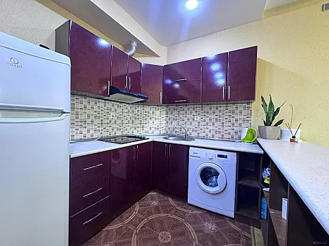 Kirayə verilir 2 otaqlı mənzil 80 m²