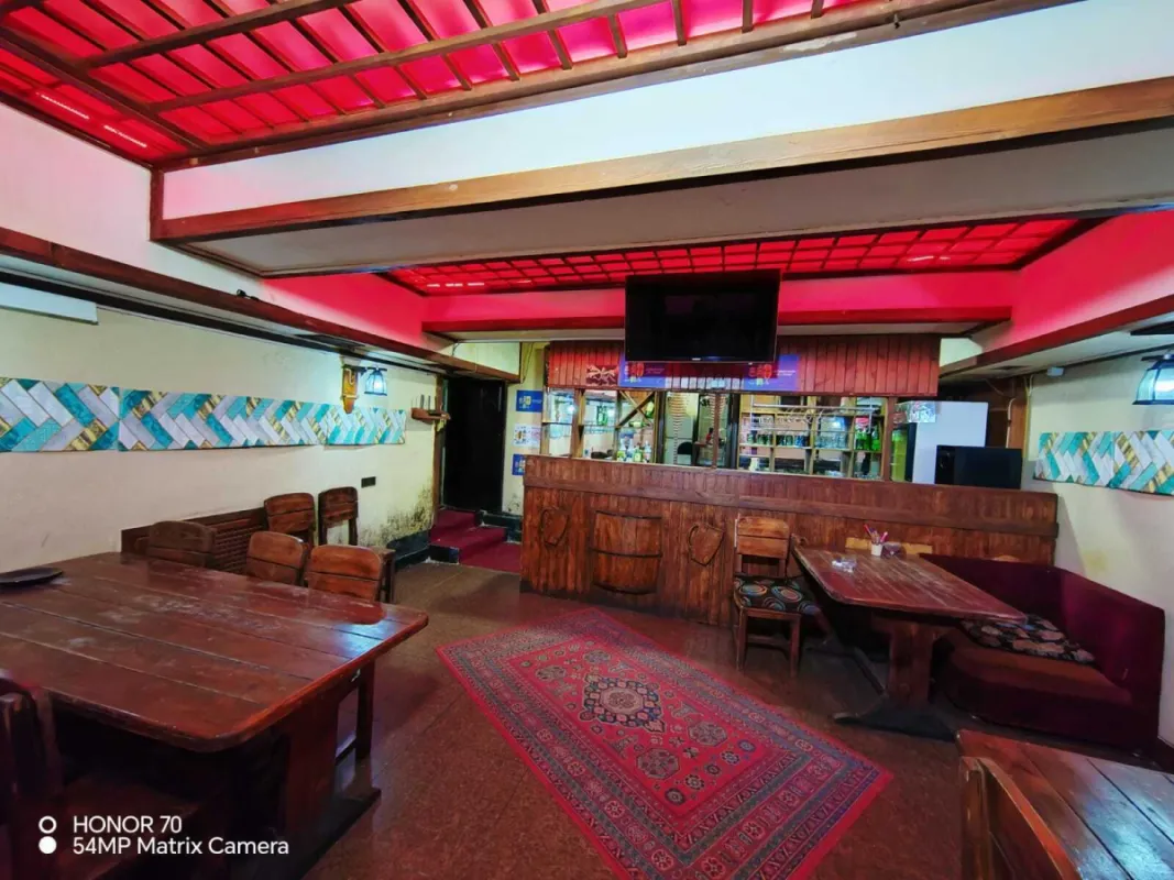 Kirayə verilir obyekt 145 m²