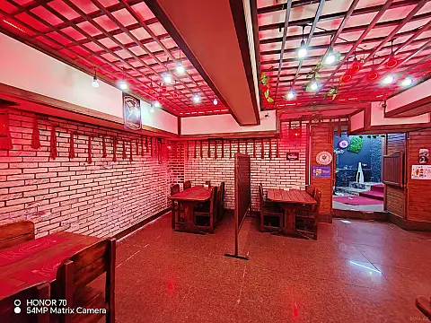 Kirayə verilir obyekt 145 m²