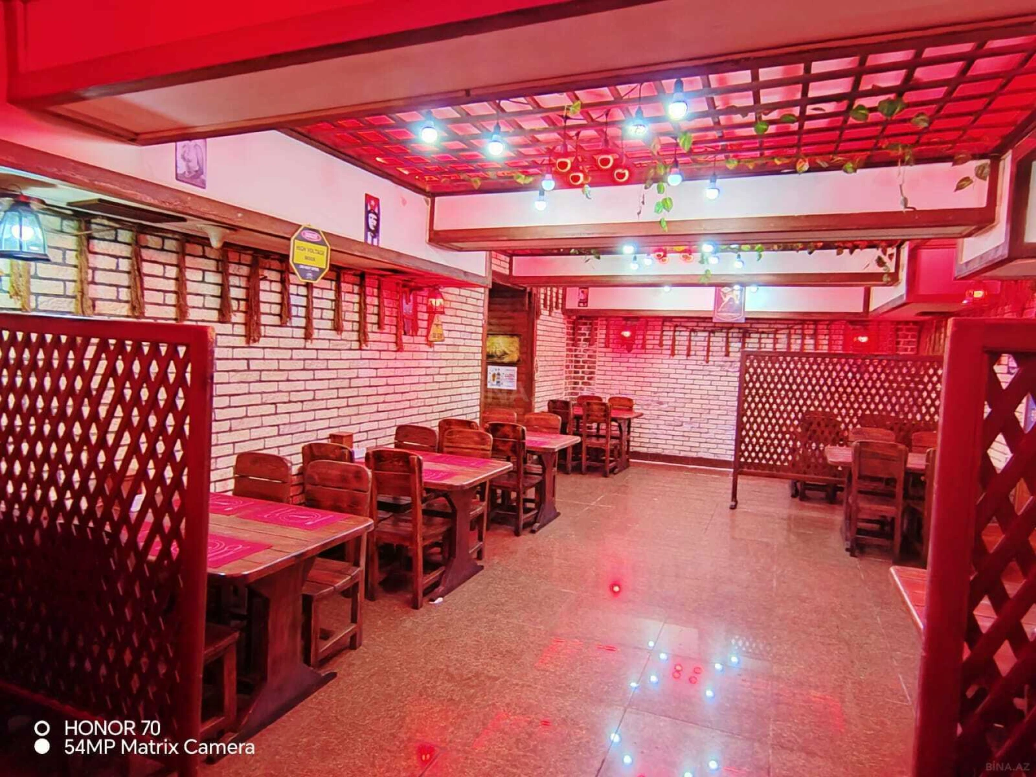 Kirayə verilir obyekt 145 m²