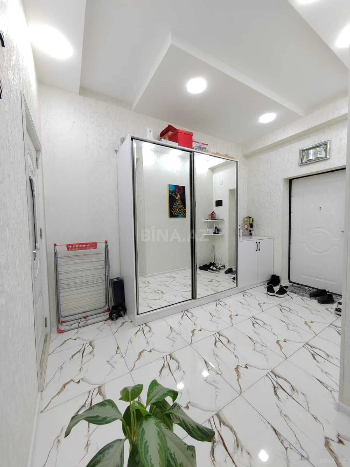 Satılır 3 otaqlı mənzil 100 m²