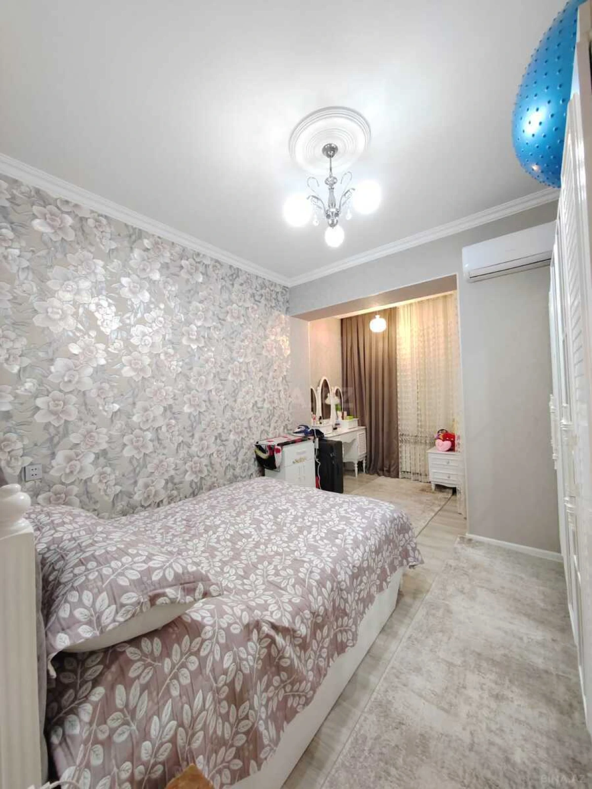 Satılır 3 otaqlı mənzil 100 m²
