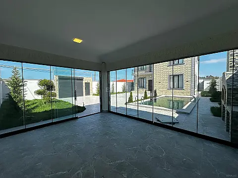 Satılır 6 otaqlı həyət evi 250 m²