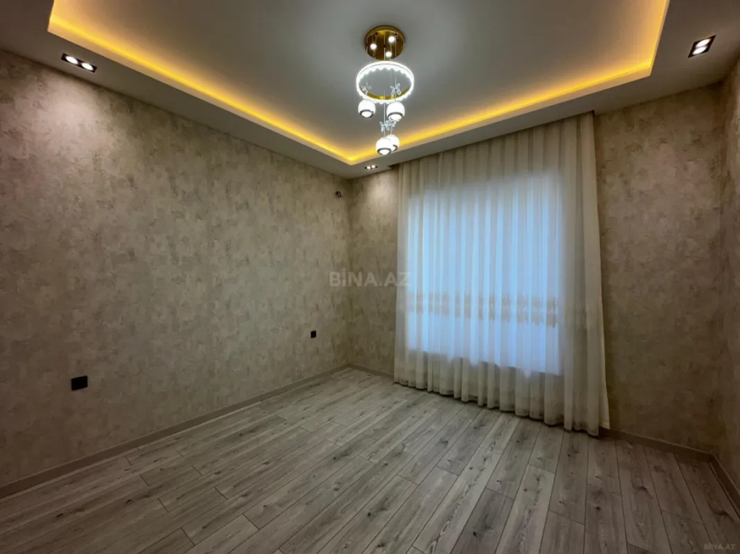 Satılır 6 otaqlı həyət evi 250 m²