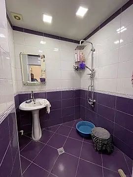 Satılır 4 otaqlı mənzil 100 m²