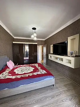 Satılır 4 otaqlı mənzil 100 m²