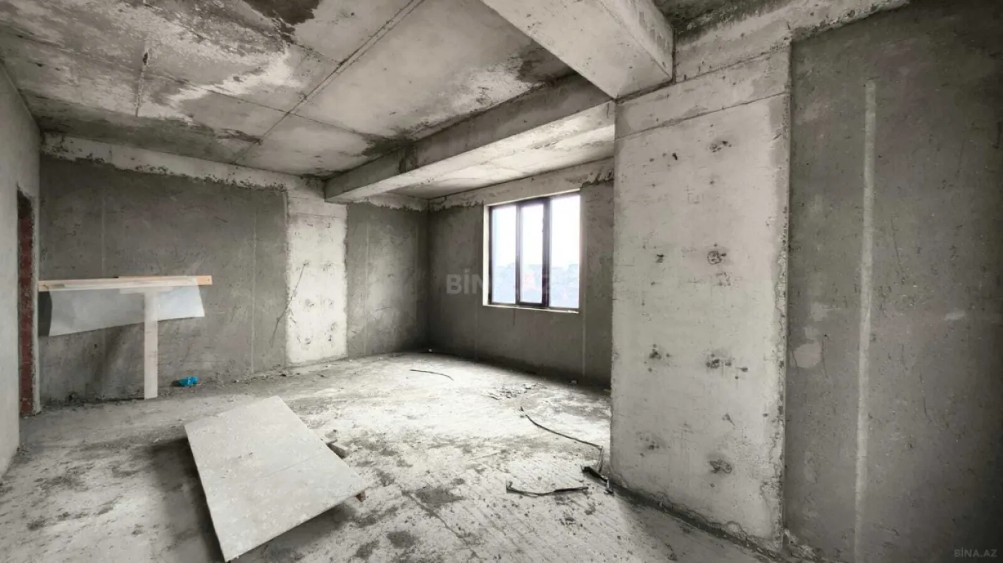 Satılır 3 otaqlı mənzil 146 m²