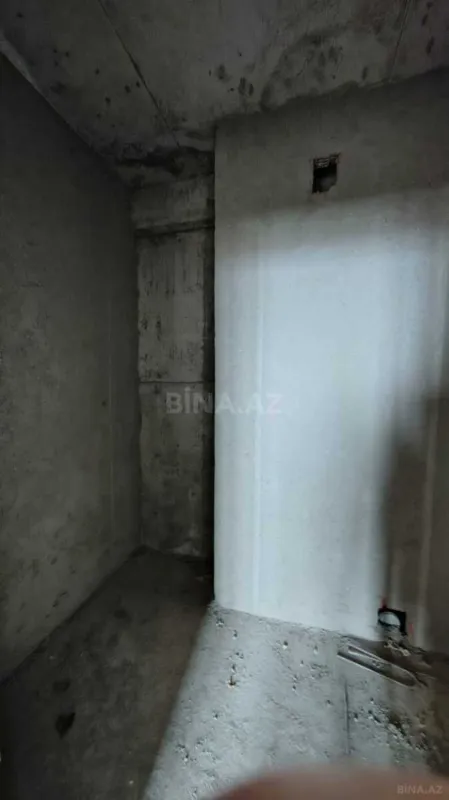 Satılır 3 otaqlı mənzil 146 m²