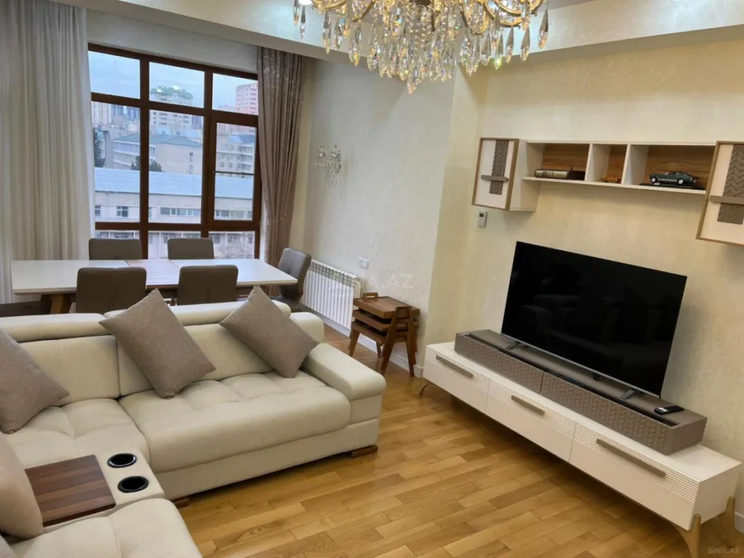 Satılır 2 otaqlı mənzil 80 m²