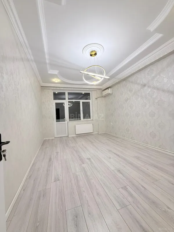 Kirayə verilir 2 otaqlı mənzil 65 m²