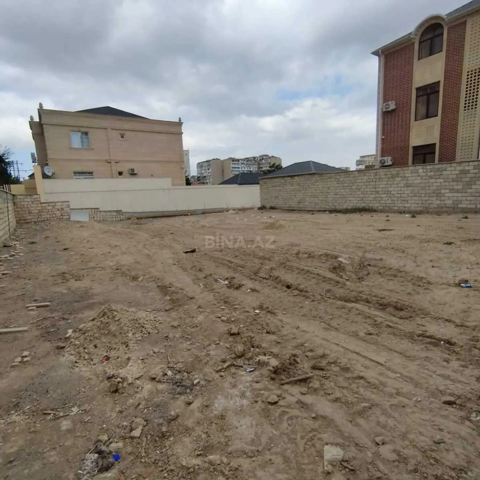 Satılır torpaq sahəsi 6 m²