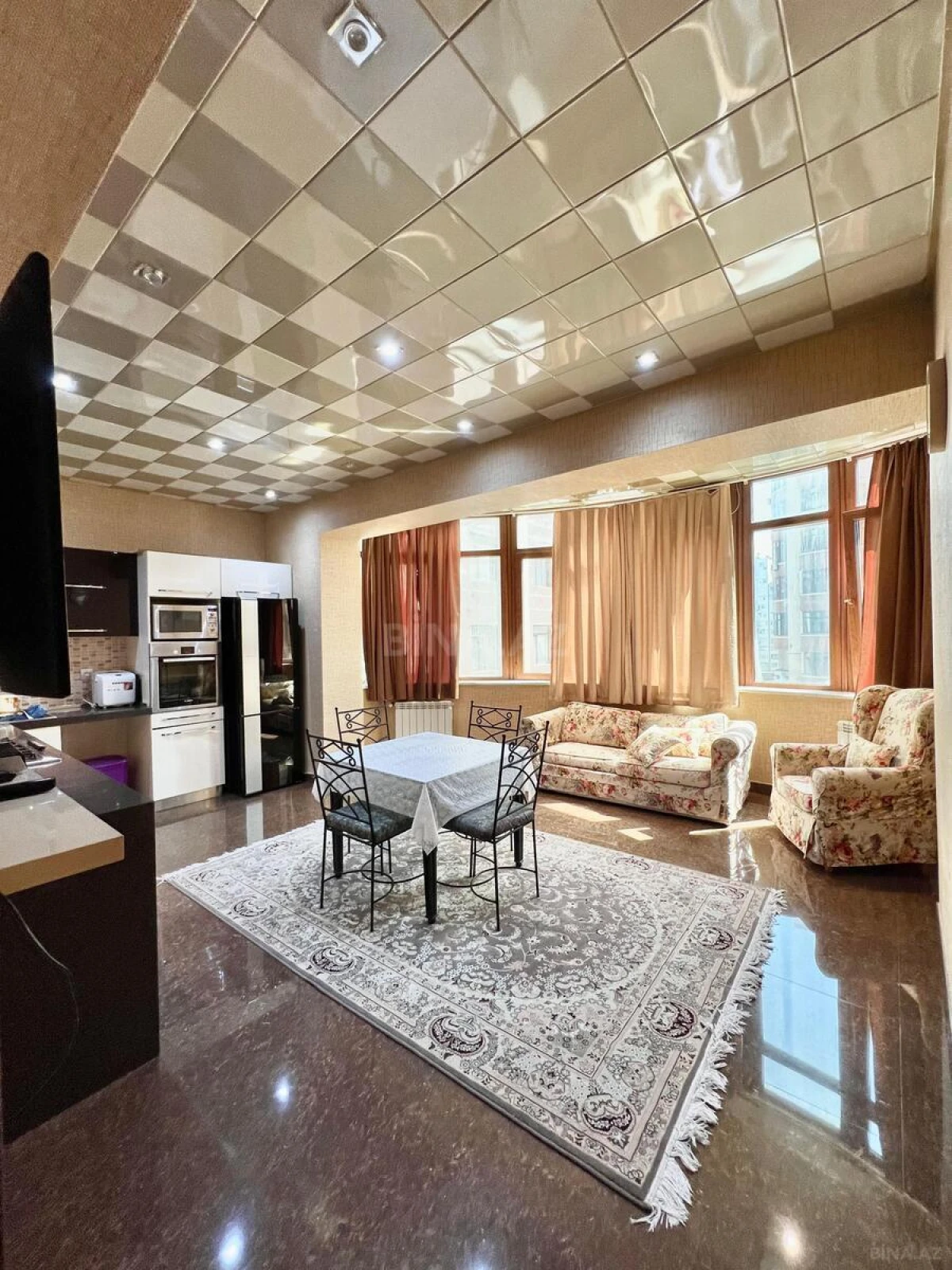 Satılır 2 otaqlı mənzil 107 m²