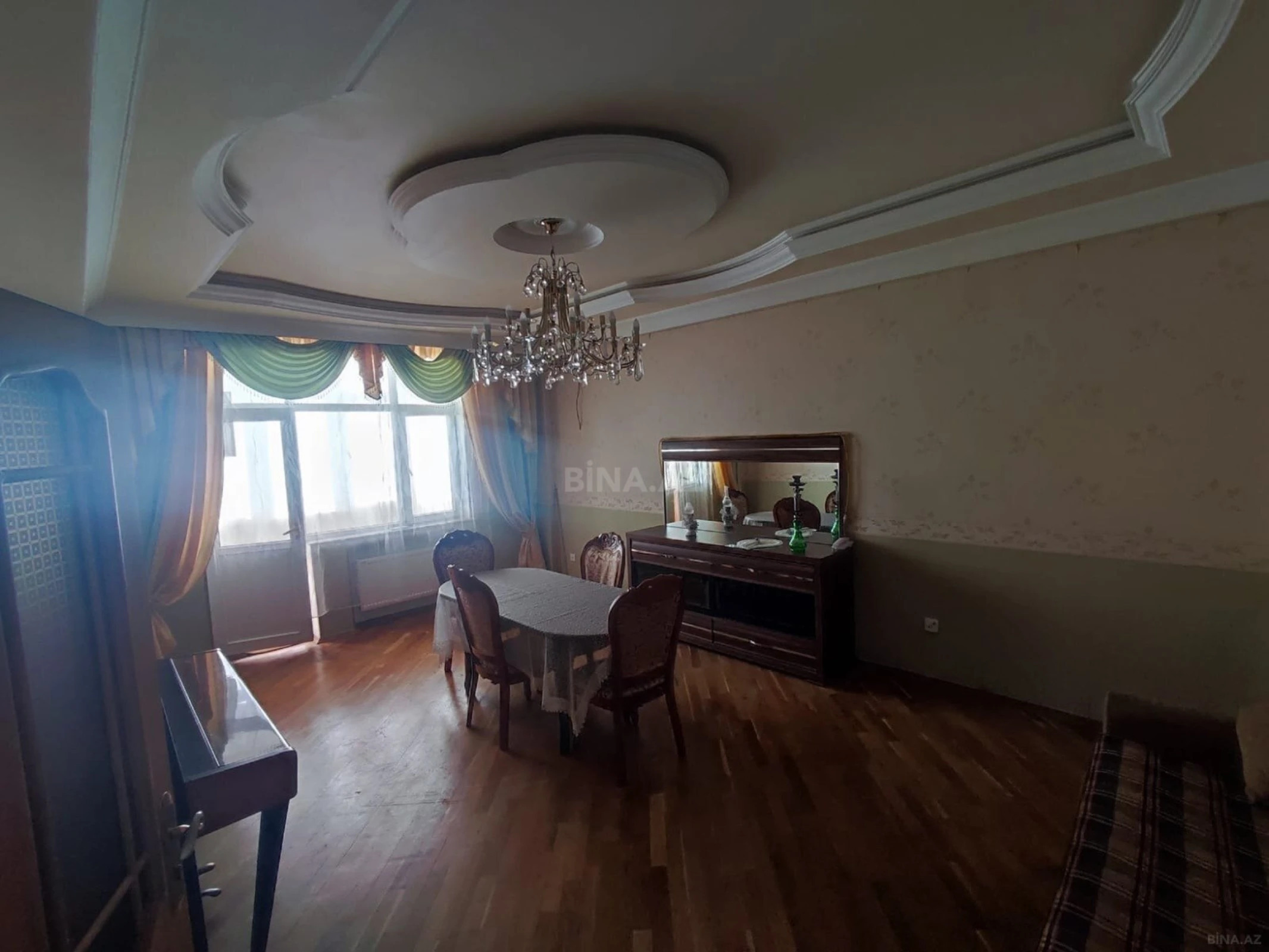 Kirayə verilir 3 otaqlı mənzil 110 m²