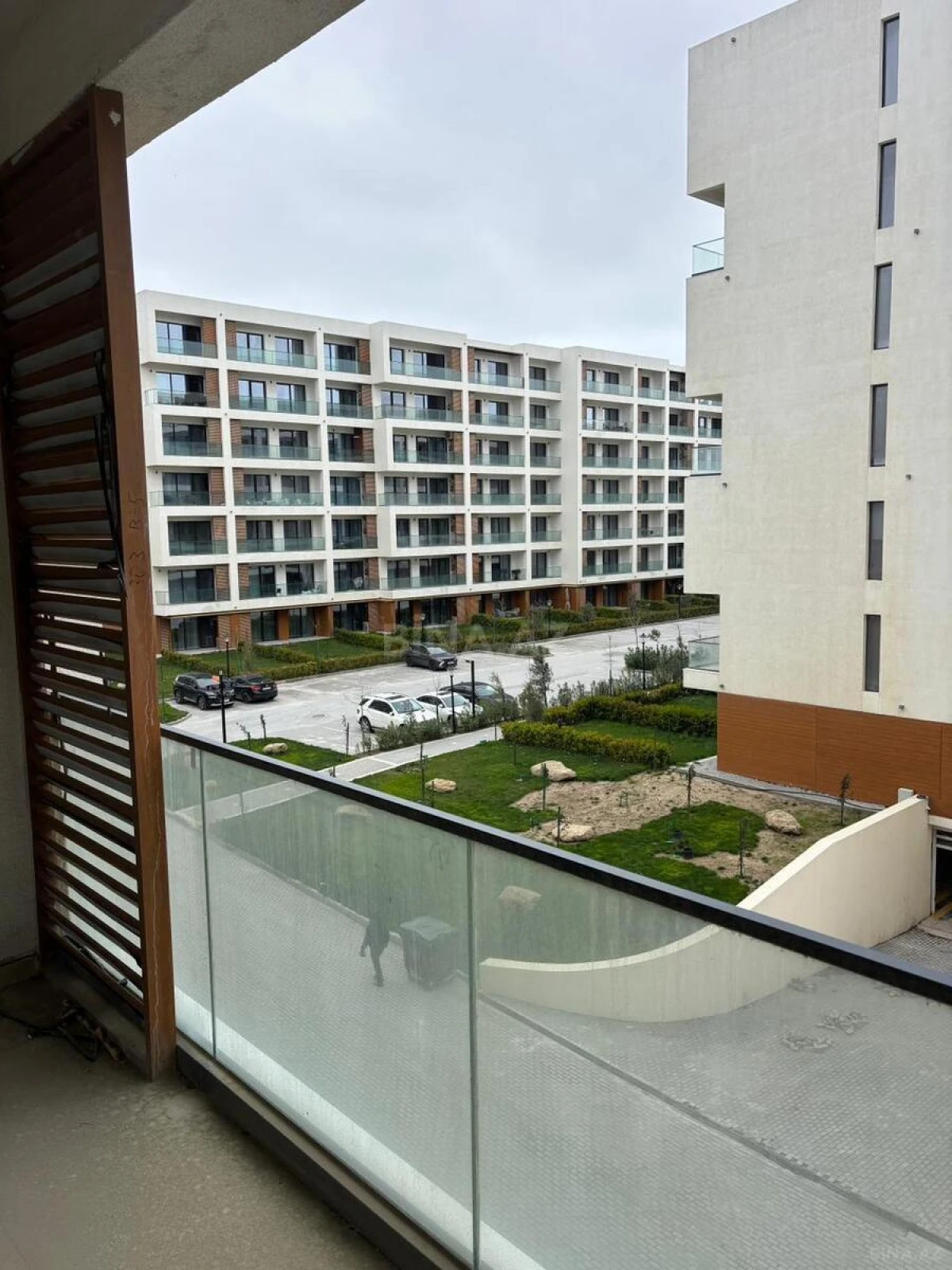 Satılır 1 otaqlı mənzil 57.5 m²