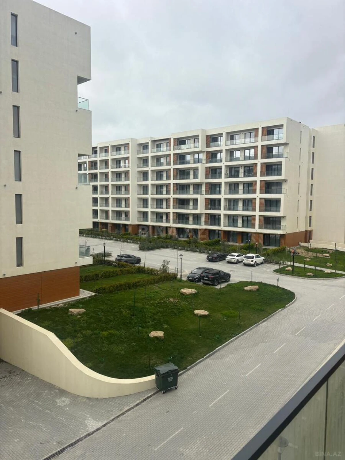 Satılır 1 otaqlı mənzil 57.5 m²