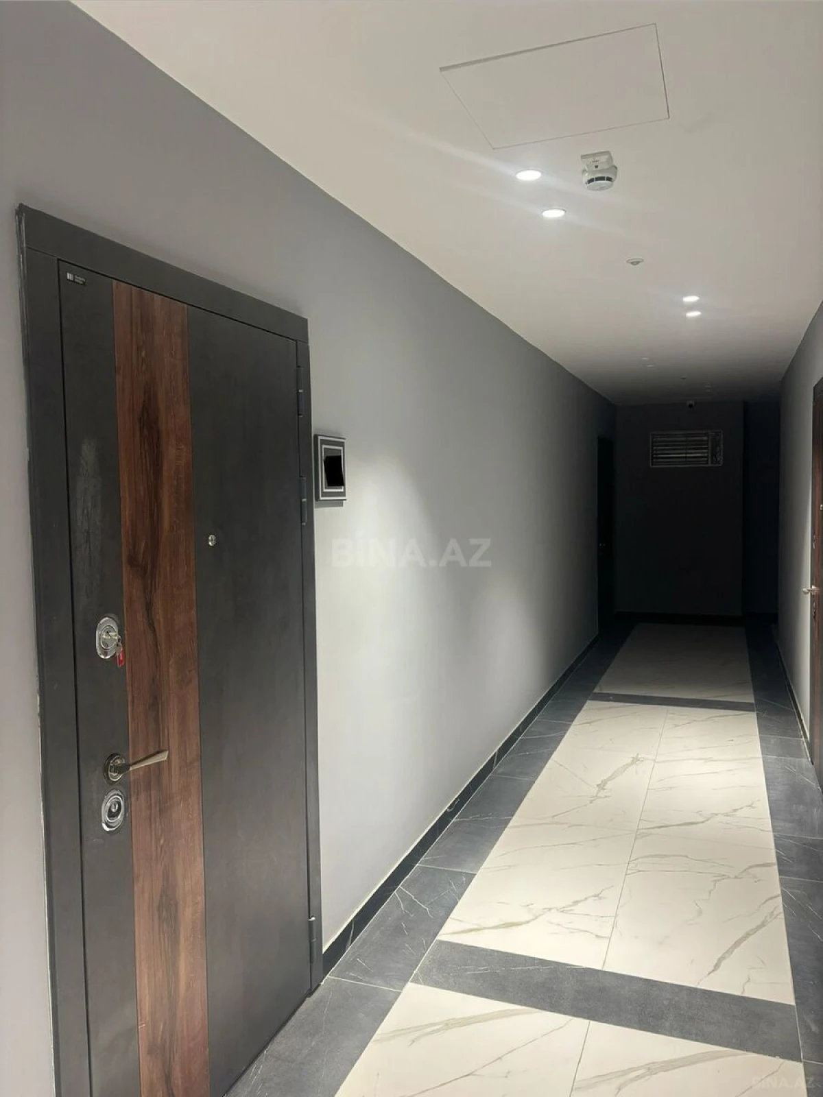 Satılır 1 otaqlı mənzil 57.5 m²