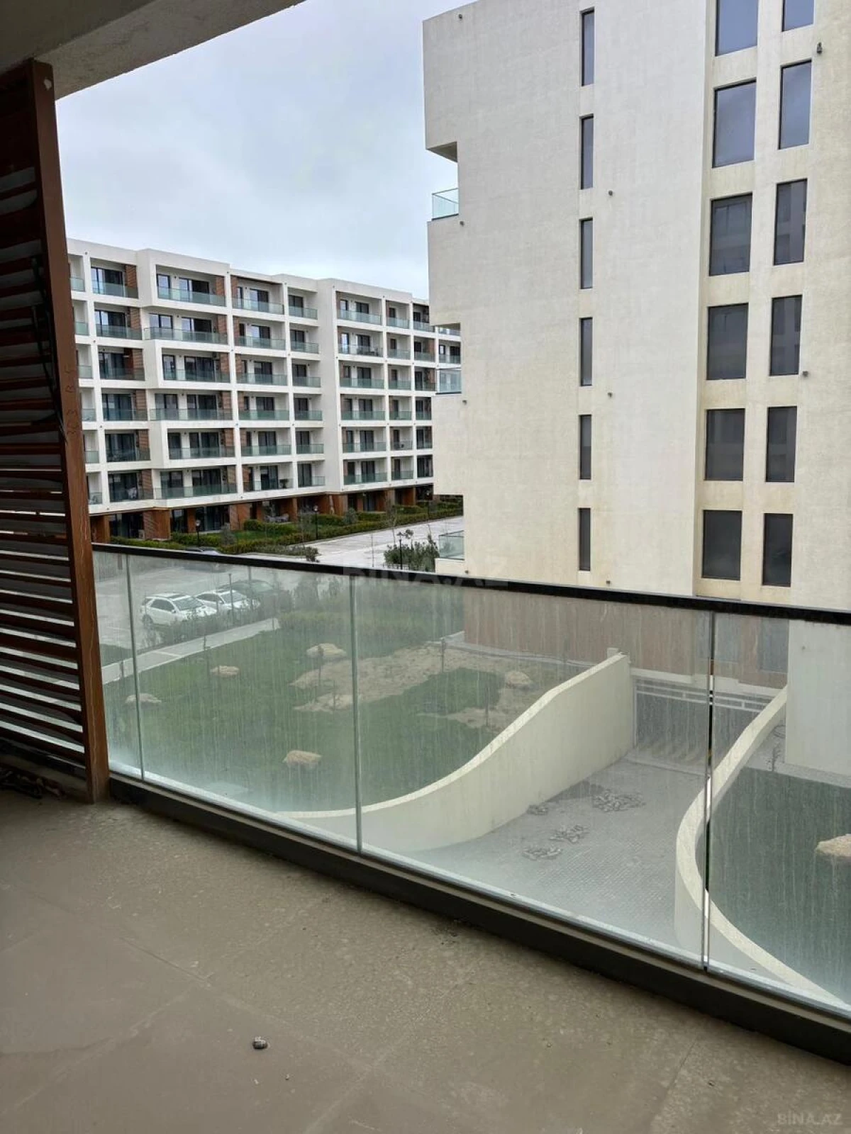 Satılır 1 otaqlı mənzil 57.5 m²