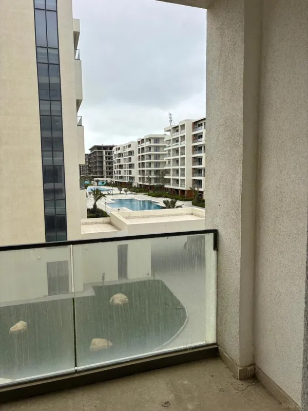 Satılır 1 otaqlı mənzil 57.5 m²