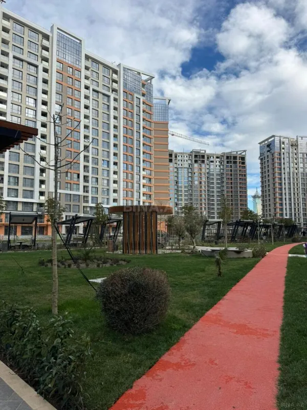 Satılır 2 otaqlı mənzil 62 m²