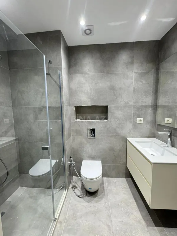 Satılır 2 otaqlı mənzil 62 m²