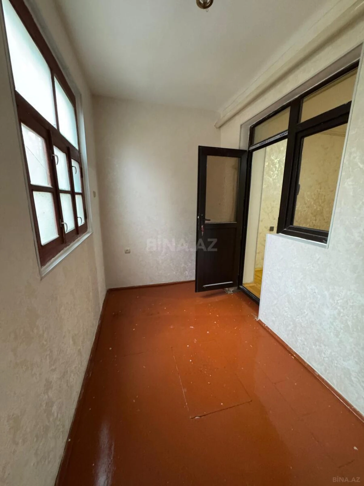 Satılır 3 otaqlı mənzil 62 m²